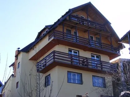 Cabana Vladis din Straja