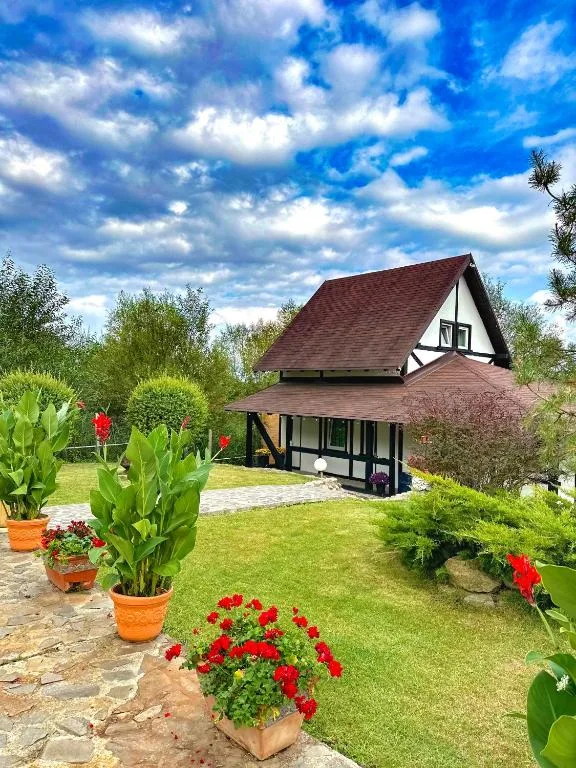 Casa Soarelui, Balada dintre Dealuri