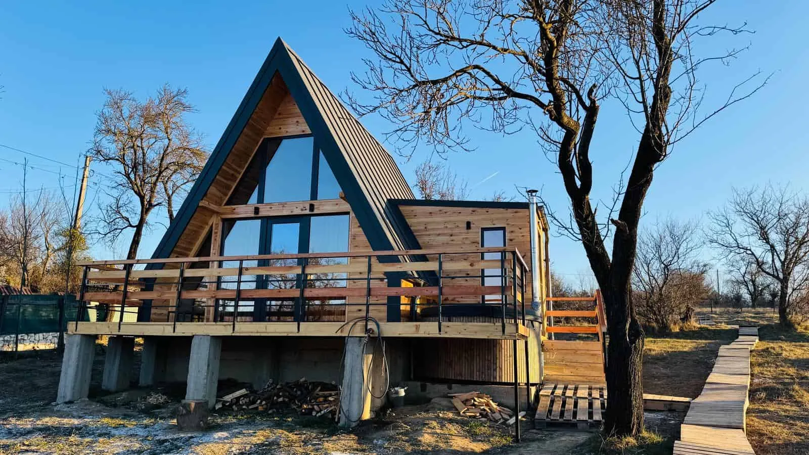 IezerVenture Cabins – Pattaya