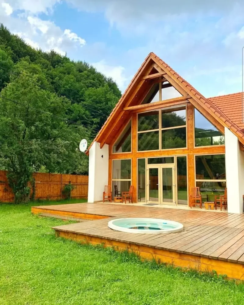 Scrind 11 Madleine Chalet