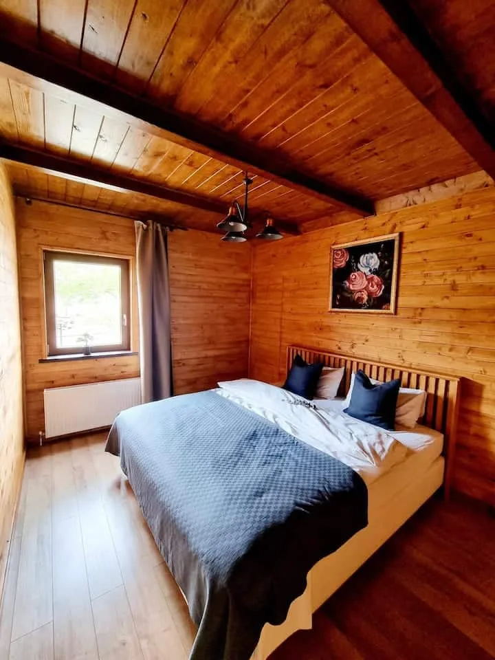 Twin Cabins